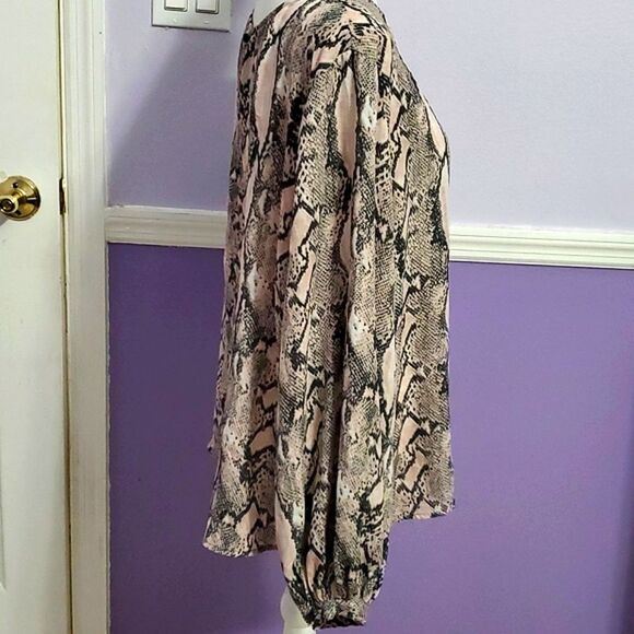 Worthington Pink & Black Snake Print Balloon Sleeves Flowy Tunic Top - Picture 4 of 11